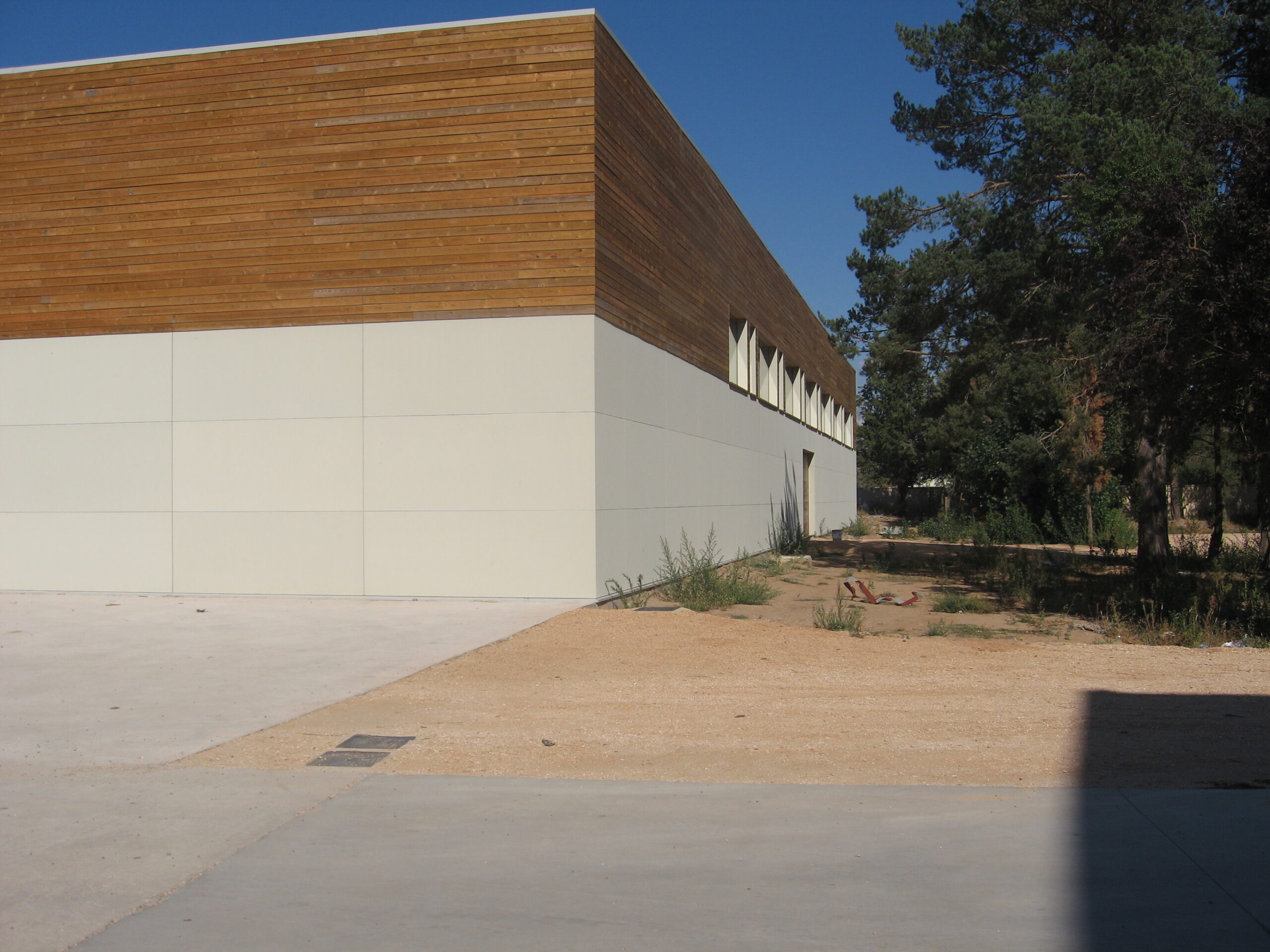 Edificio de usos múltiples en Almazán (Soria) Usos Múltiples Almazán